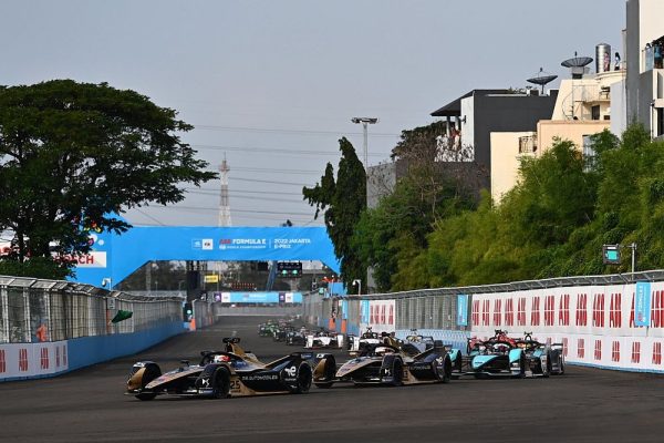 Formula E: Επόμενος σταθμός η Τζακάρτα (vid)