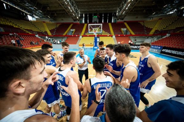 Ζιάγκος: “Τα παιδιά αξίζουν συγχαρητήρια για την αντίδραση”