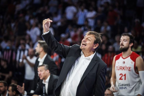 Νέα «πυρά» Αταμάν προς την FIBA