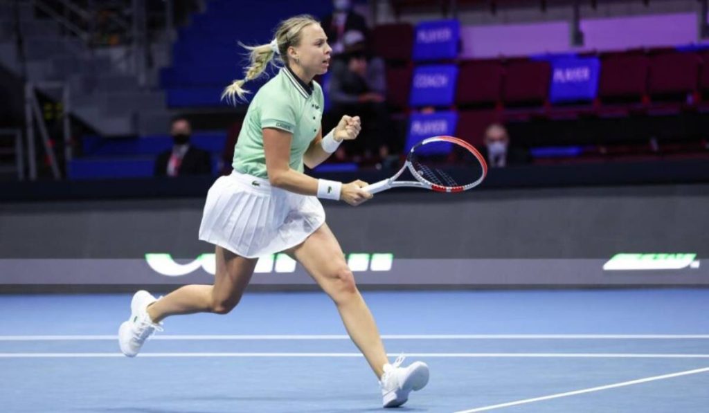 Tallinn Open: Έσβησαν τα φώτα σε match-point της Κόνταβεϊτ (vid)