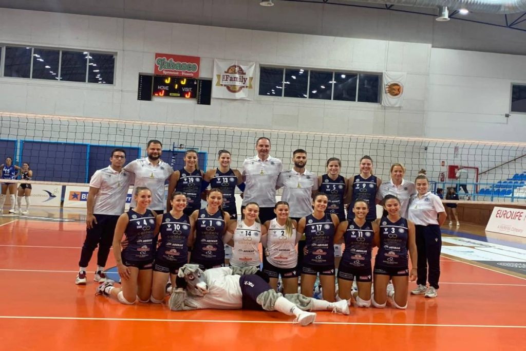 Volley League Γυναικών, ΑΟ Θήρας: Γιορτάζει 10 χρόνια ιστορίας έχοντας υψηλούς στόχους