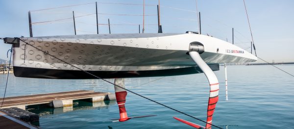 America’s Cup: Σε συνεργασία με τη Mercedes-AMG F1 το νέο σκάφος της INEOS Britannia (pics)