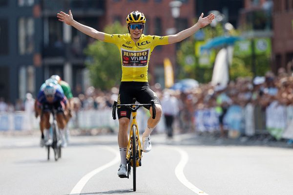 Singapore Criterium: Νικητής ο Γιόνας Βίνγκεγκααρντ (vid)