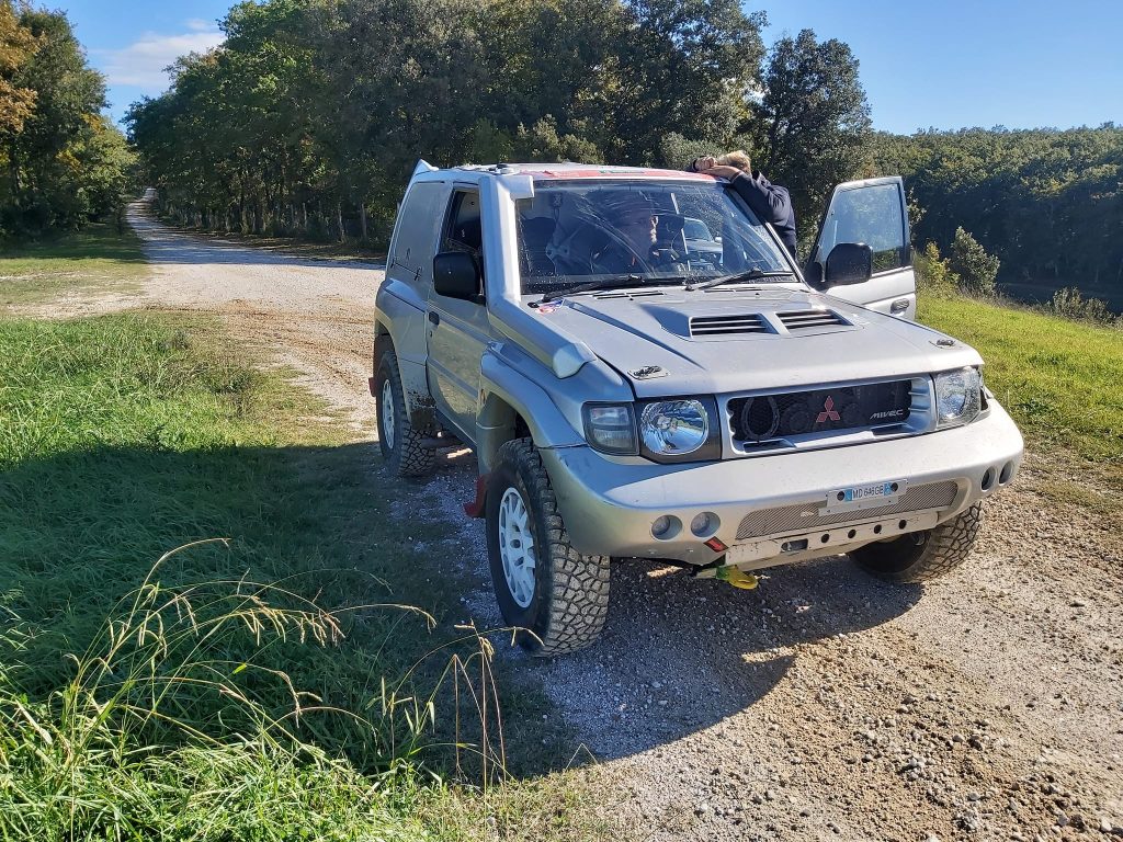 Με την R-Team Italy και το 2023 στο Classic Dakar Rally οι Μπερσής-Κουτσουμπός!