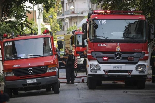 Θεσσαλονίκη: Aπανθρακωμένη σορός βρέθηκε μετά από φωτιά σε διαμέρισμα στο Φάληρο