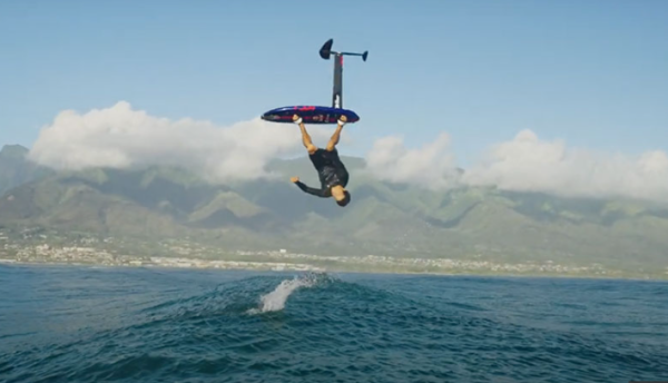 Ο Κάι Λένι κάνει double backflip και μαγεύει όλο το διαδίκτυο! (vid)