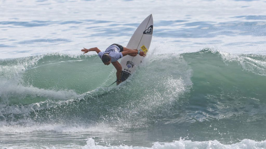 Taiwan Open of Surfing: Θρίαμβος για την Τσουζούκι!