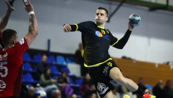 AEK-Δράμα 35-25: Σταθεροποιήθηκε στην κορυφή η «Ένωση»