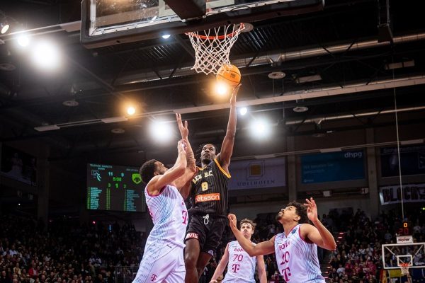 Βόννη-ΑΕΚ 80-72: Τρίτη ήττα για την Ένωση (vid)