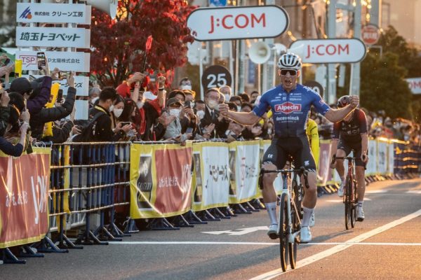 Saitama Criterium: Νικητής ο Γιάσπερ Φίλιπσεν (vid)