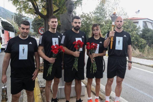 Ο ΣΕΓΑΣ και οι Πρωταθλητές του τίμησαν τον Βαλκανιονίκη Γρηγόρη Λαμπράκη (pics)