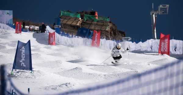 Η σεζόν των Moguls αρχίζει στην Ευρώπη