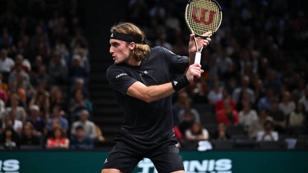 Paris Masters: Κόντρα στον Τζόκοβιτς ο Τσιτσιπάς με “φόντο” τον τελικό