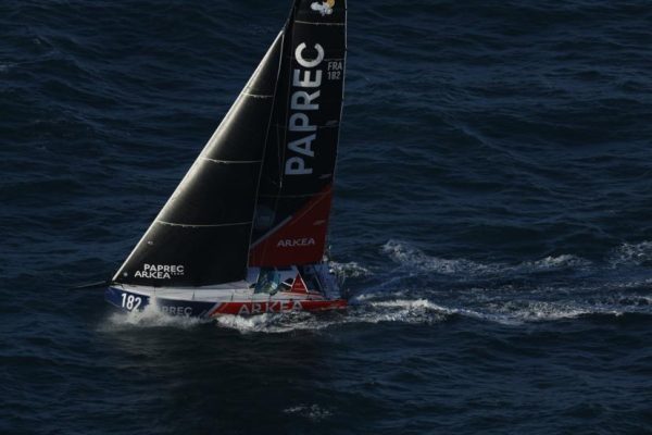 Route du Rhum: Νικητής στην Class 40 ο Γιοάν Ρικόμ