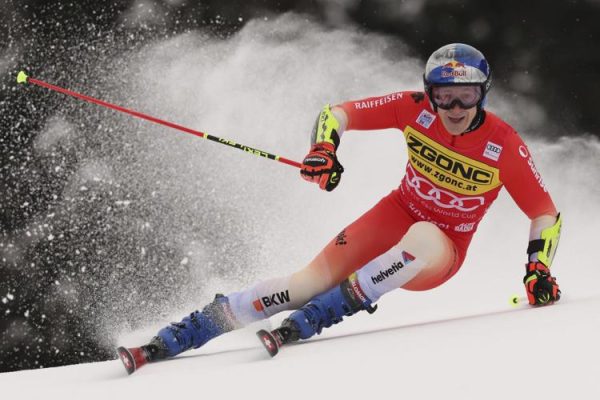 Παγκόσμιο Κύπελλο Αλπικού Σκι: Νικητής στην Άλτα Μπάντια ο Όντερματ (vid)