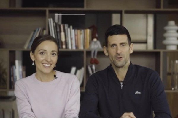 Το «Novak Djokovic Foundation» διπλασιάζει τις δωρεές του για να εφοδιάσει 4 αίθουσες διδασκαλίας (vid)