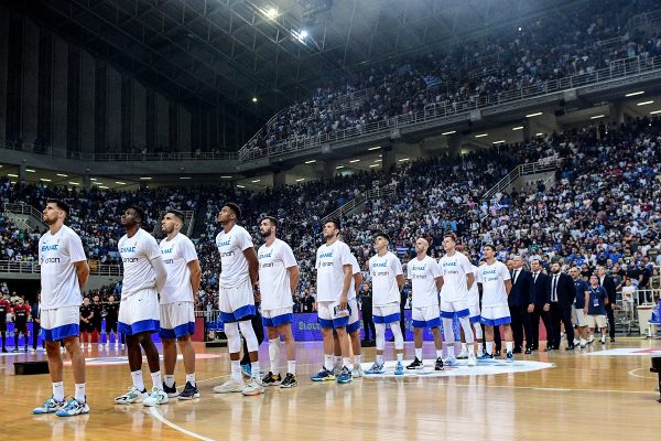 Οι διαιτητές των αγώνων της Εθνικής με Σερβία και Λετονία