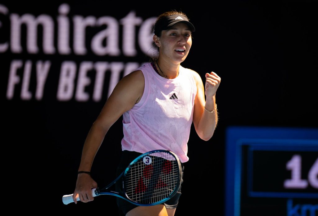 Australian Open: Προελαύνει ακάθεκτη η Πεγκούλα! (vid)