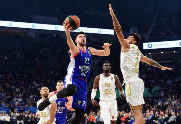 Εφές-Βιλερμπάν 78-72: Την πρωταθλήτρια δεν τη νικάς έτσι εύκολα (vid)