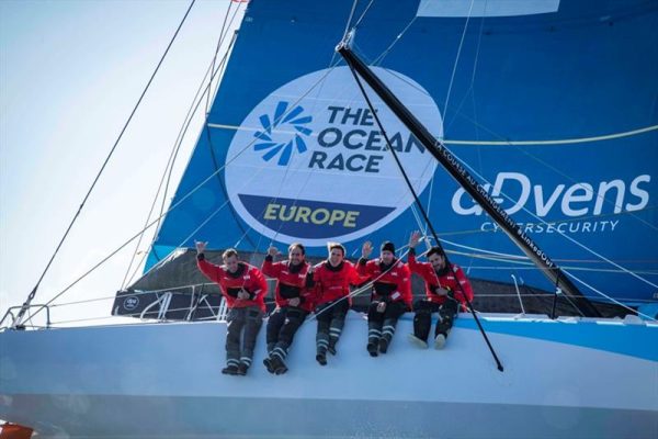 Ocean Race: Η Άνι Λας μιλά για τις προκλήσεις του αγώνα (vid)