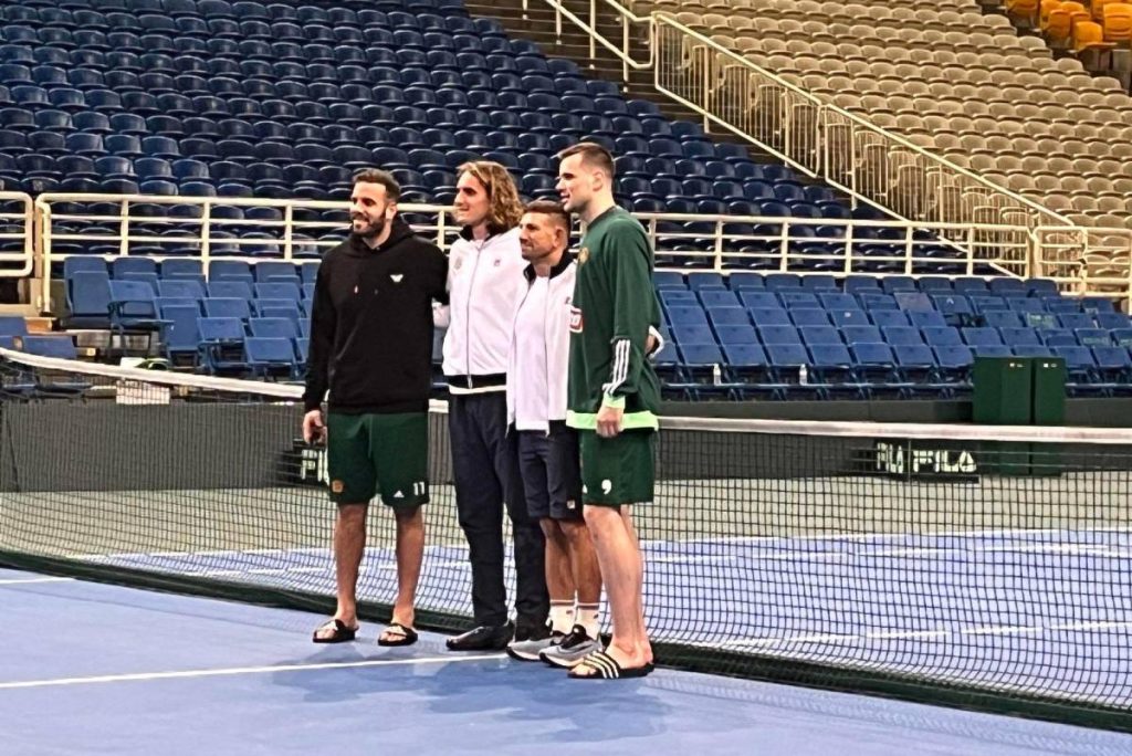 Davis Cup: Συνάντηση Τσιτσιπά με Παππά και Αγραβάνη στο ΟΑΚΑ