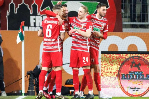 Ανεβαίνει η Άουγκσμπουργκ, 1-0 τη Λεβερκούζεν