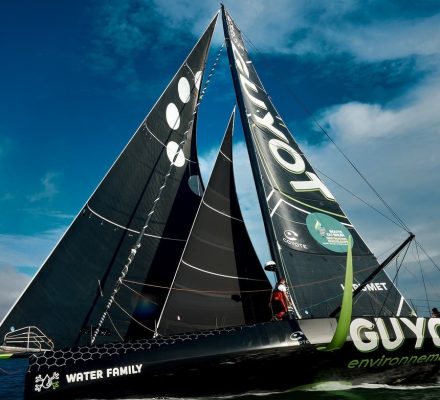 Ocean Race: Αντέχει στην κορυφή η GUYOT environment – Team Europe (vid)