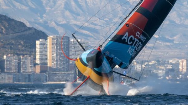 Ocean Race: Δραματική αρχή στο τρίτο σκέλος (vids)