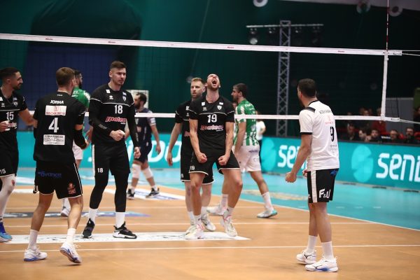 ΠΑΟΚ-Παναθηναϊκός 3-1: Νίκη με ανατροπή για τους “ασπρόμαυρους” και τώρα… Ολυμπιακός (vid)