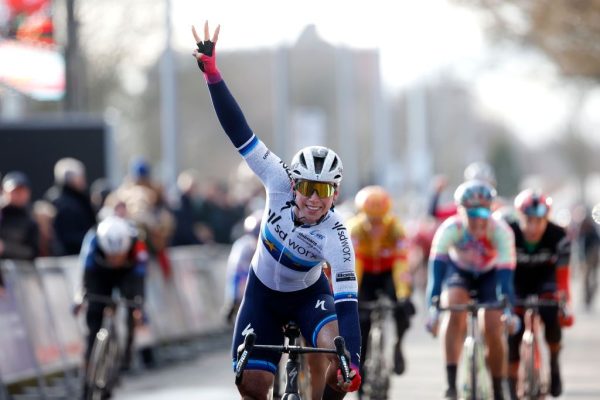 Ronde van Drenthe: Εμφατική νίκη για τη Βίμπες (vid)