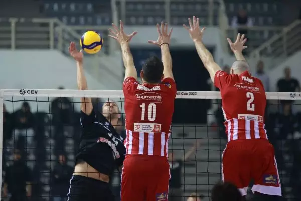 Volley League ανδρών, 4ος τελικός: Για τη στέψη ο Ολυμπιακός, για την ισοφάριση ο ΠΑΟΚ