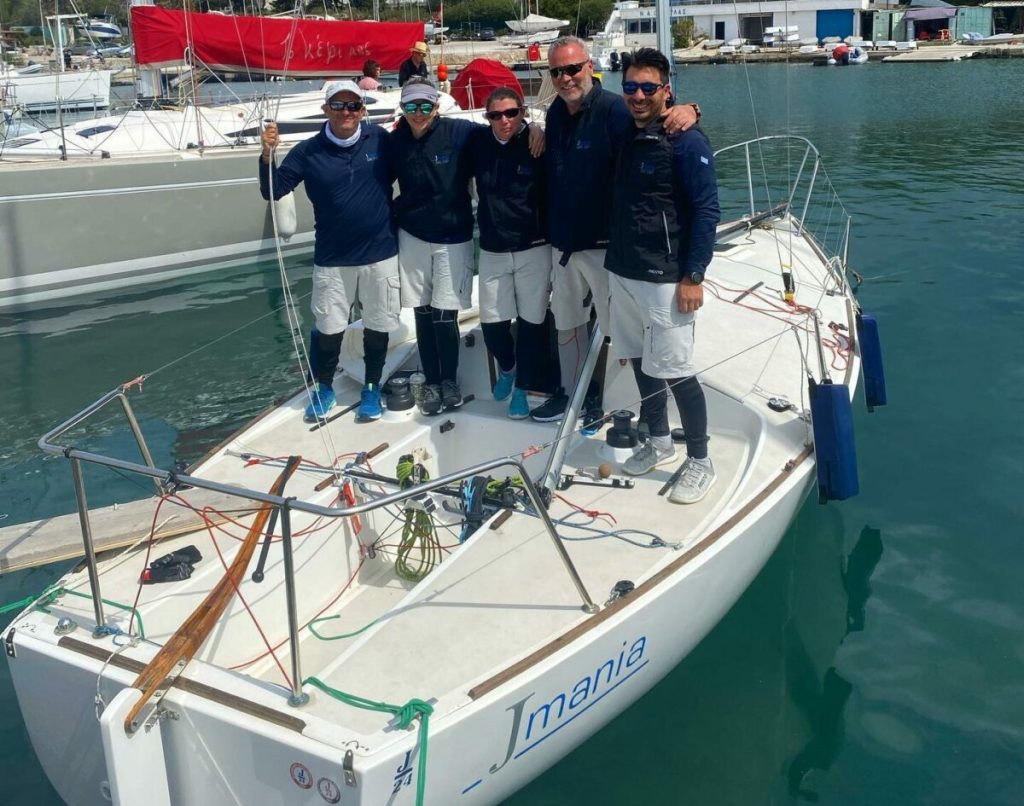 Νικήτρια η JMania στο Διασυλλογικό J/24 του ΝΑΟΒ (pics)