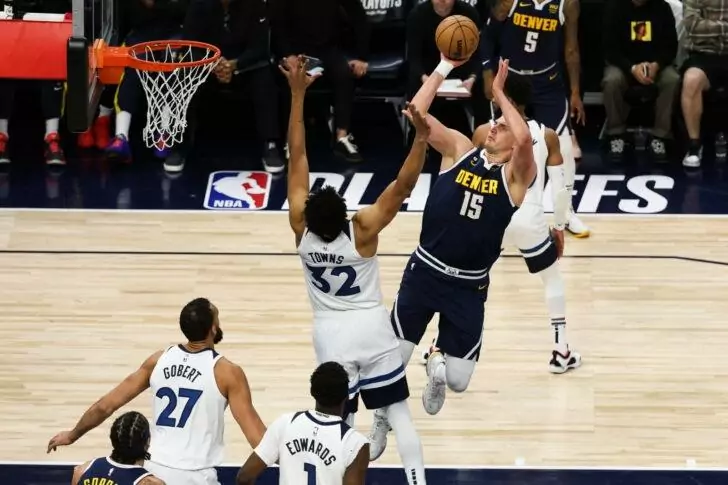 NBA: Πρόκριση για Νάγκετς – «Ζωντανοί» οι Χοκς (vids)