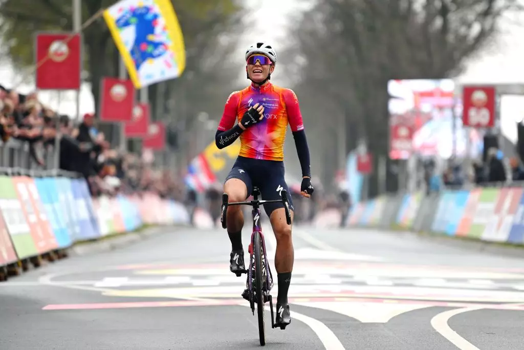 Amstel Gold Race: Τα κατάφερε με την 3η η Φόλερινγκ (vid)