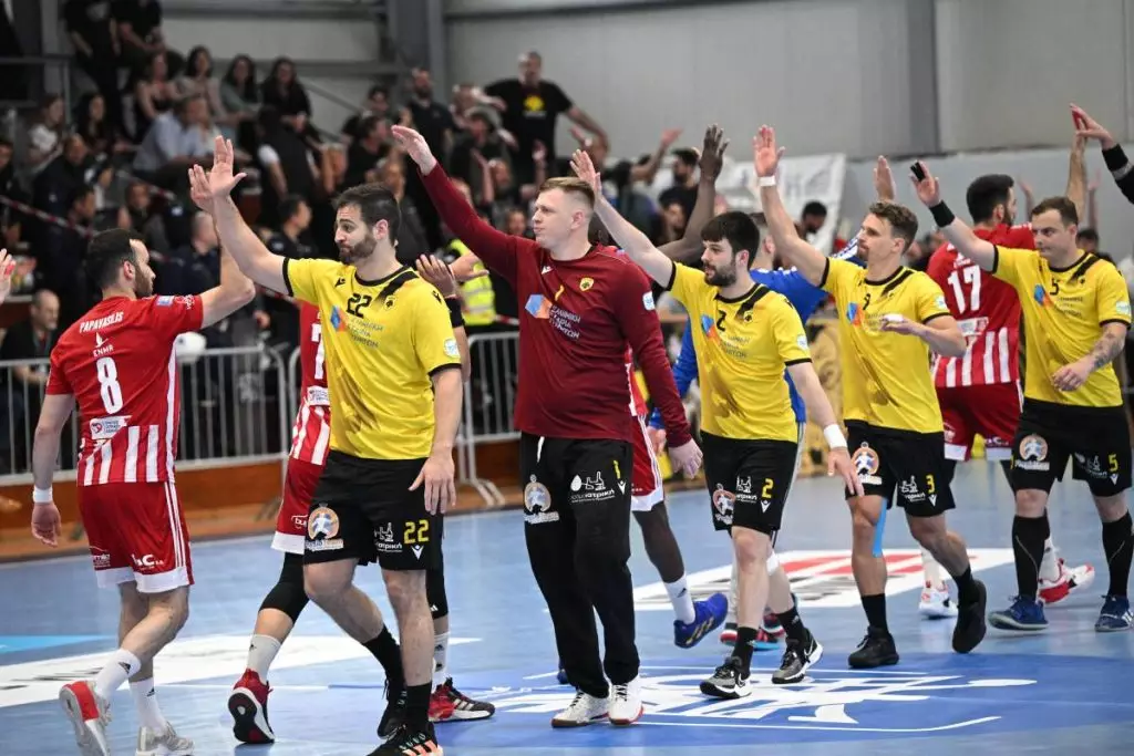 Handball Premier: Πρεμιέρα στους τελικούς για ΑΕΚ και Ολυμπιακό