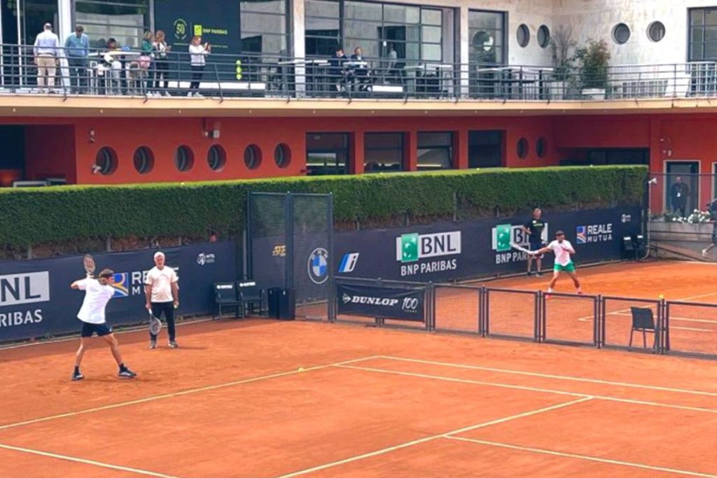 Rome Masters: Συνεχίζουν τις προπονήσεις τους στη Ρώμη Τσιτσιπάς και Τζόκοβιτς (vids)