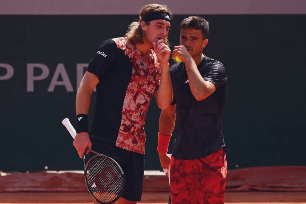 Roland Garros: “Λύγισαν” από τους No. 3 του ταμπλό τα αδέρφια Τσιτσιπά