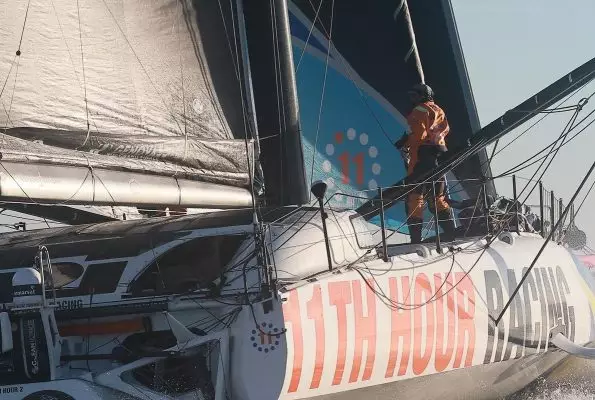 The Ocean Race: Οριακό προβάδισμα για την 11th Hour Racing (vids)