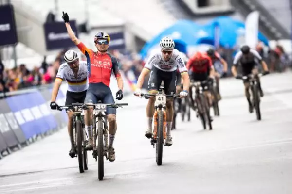 UCI MTB World Series: Ξεπέρασε και την πτώση ο Πίντκοκ (vid)