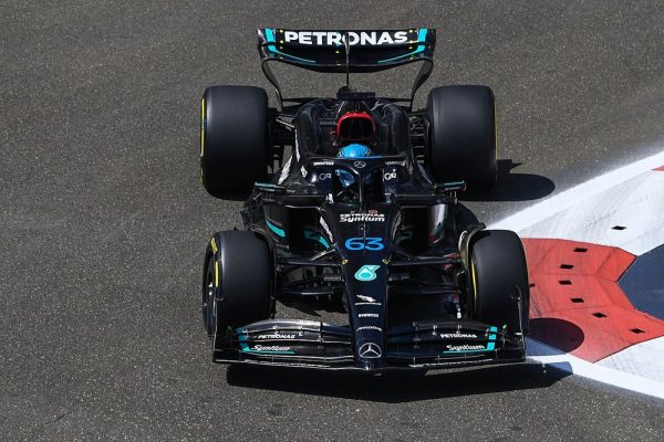 F1- Grand Prix Μαϊάμι: Ταχύτερος ο Ράσελ στο 1-2 της Mercedes (vid)