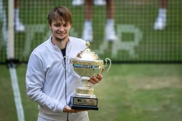 Halle Open: Πρωταθλητής ο Μπούμπλικ (vid)