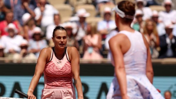 Roland Garros: Στα ημιτελικά χωρίς να χάσει σετ η Σαμπαλένκα (vids)