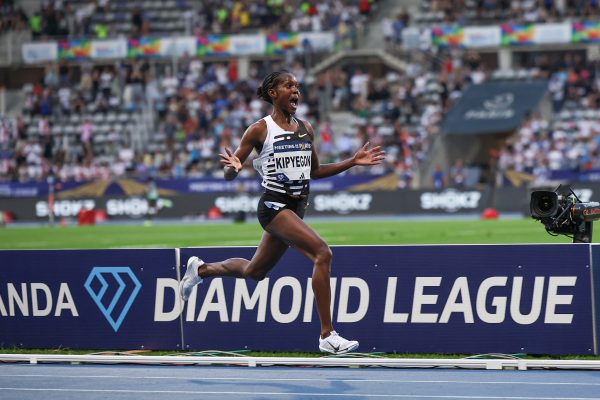 Diamond League: Παγκόσμιο ρεκόρ στα 5.000μ. η Κιπιέγκον (vid)