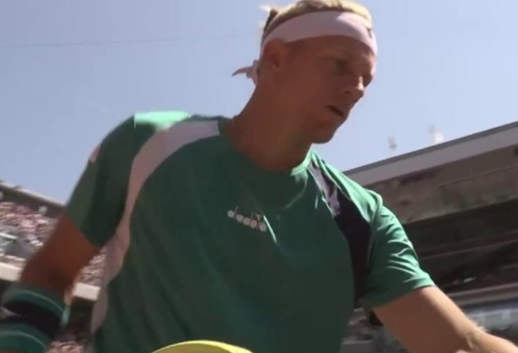 Roland Garros: Το θεαματικό round-the-net του Νταβίντοβιτς Φοκίνα (vid)