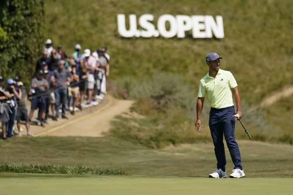 US Open Golf (R3): Ισοβαθμία Κλαρκ – Φάουλερ στην κορυφή (vid)