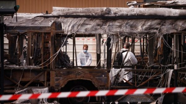 Ταξιδιωτική οδηγία για τη Γαλλία εξέδωσε το βρετανικό υπ. Εξωτερικών εν μέσω ταραχών στη χώρα