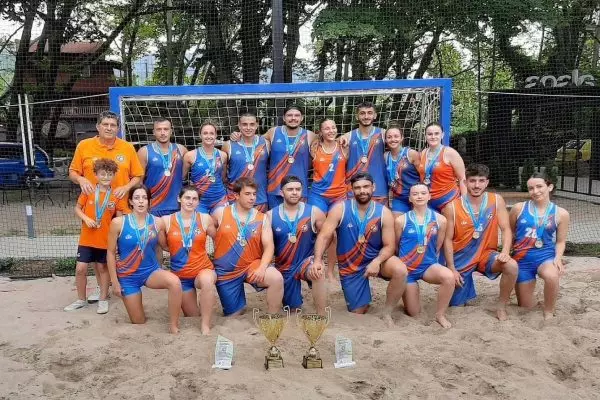 Κύπελλο Beach Handball: Νικήτρια σε άνδρες και γυναίκες η Πυλαία