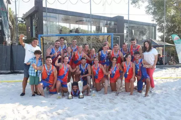 Πανελλήνιο Beach Handball: Πήρε το νταμπλ σε άνδρες και γυναίκες η Πυλαία