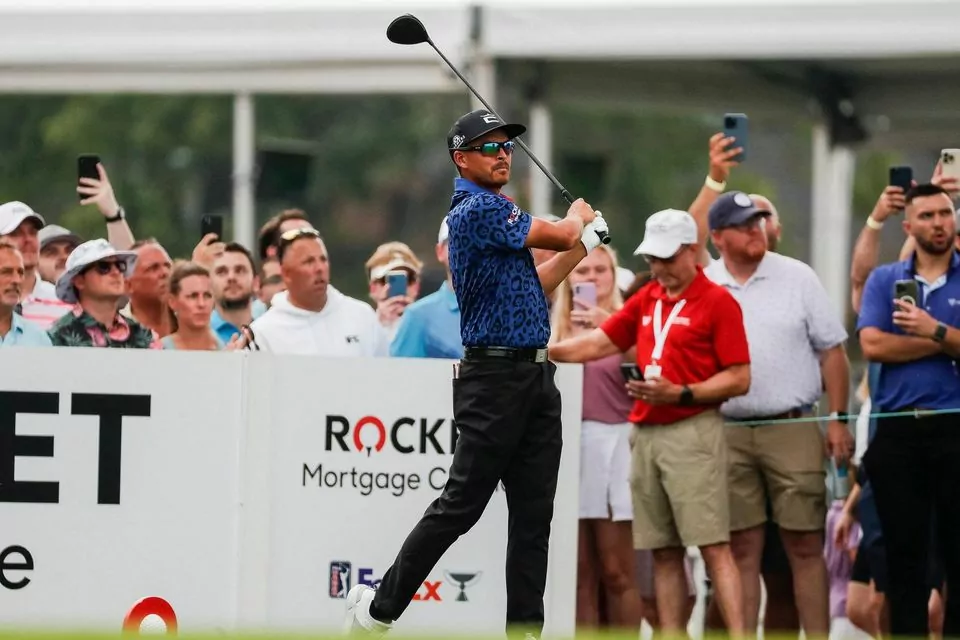 Rocket Mortgage Classic (R3): Πρωτοπόρος στη γενική ο Ρίκι Φάουλερ (vid)