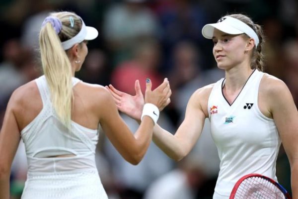 Wimbledon: Εμφατική πρόκριση για τη Ριμπάκινα (vid)